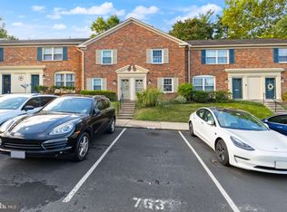 Cardinal Forest Condo, Springfield, VA 22152