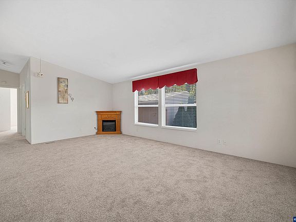 4th image of 450 SE Lacreole Dr Unit 49