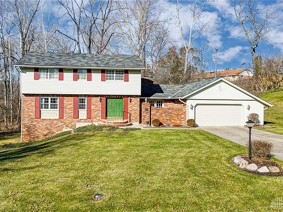 3rd image of 923 Oakcreek Dr