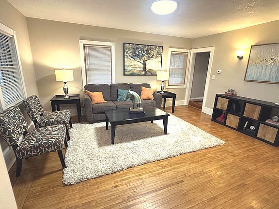 3rd image of 1699 Malvern St #0