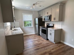3835 North Ter #B, Chattanooga, TN 37411