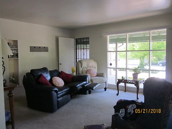 Living room view of front yard