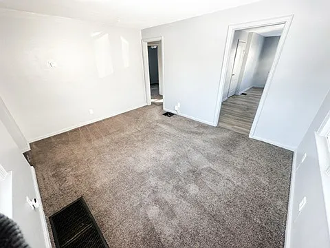 4105 W 2nd St — Photo 3