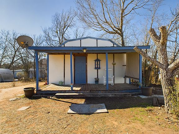 2nd image of 1750 Old San Antonio Rd #A