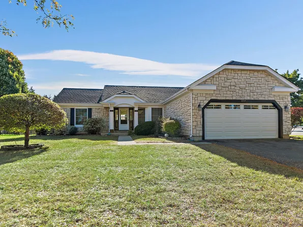577 Eastwick Ln, Bartlett, IL 60103