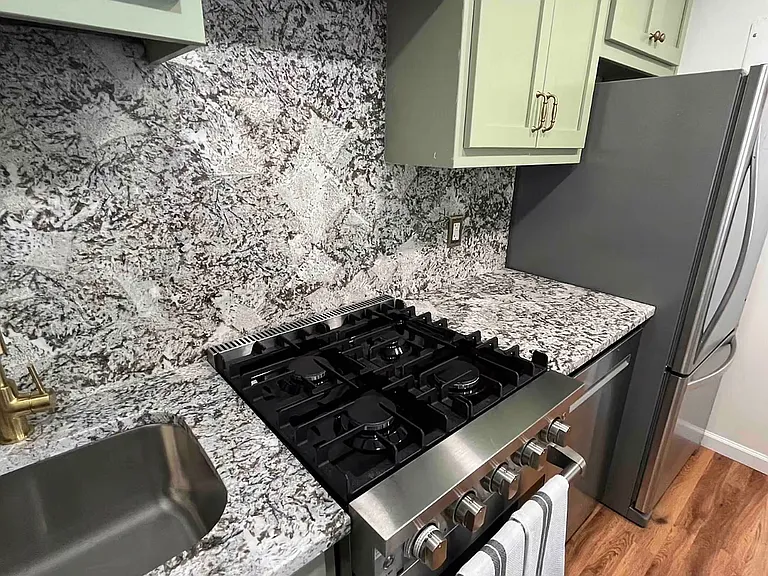 1130 Wade St NE #A — Photo 16