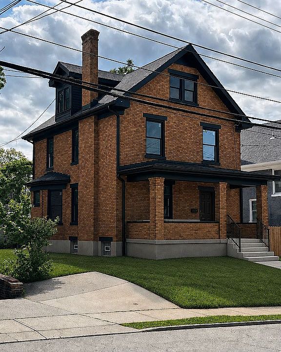 1st image of 2710 Hackberry St