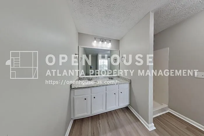 5493 Riverchase Dr — Photo 11