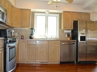 15 Taber St, Fairhaven, MA 02719
