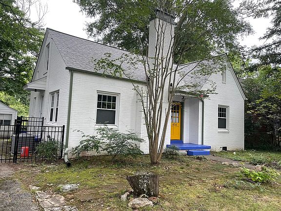 2nd image of 414 Westdale Pl