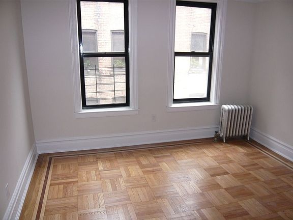 3rd image of 540 Fort Washington Ave APT 4C