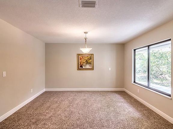 5th image of 115 Sand Pine Pl