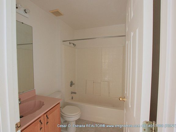 5th image of 4117 Mendenwood Ln