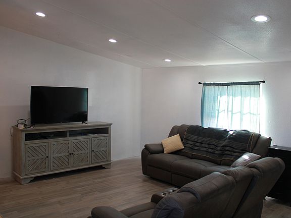 5th image of 1108 Inca Rd SW