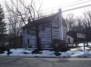 2810 Deep Creek Rd, Green Lane, PA 18054