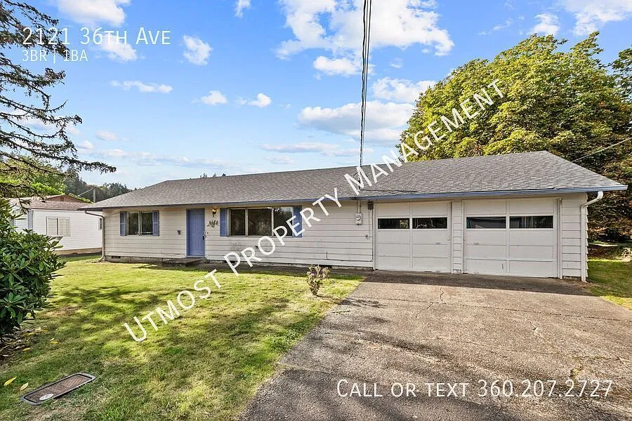 2121 36th Ave photo 1