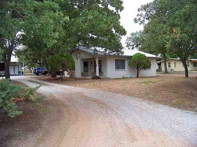 1st image of 109 N Greenwood Dr