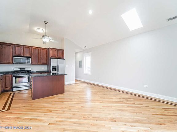5th image of 4326 S Forrestville Ave #3