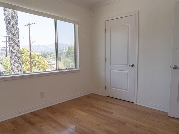 3rd image of 1680 Griffith Park Blvd APT 2