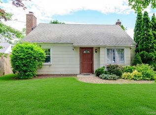 102 E 12th Street, Huntington Station, NY 11746