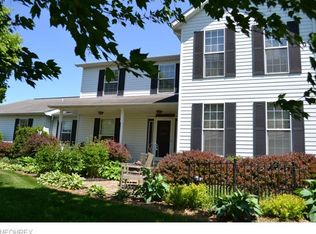 2715 Watervale Dr, Uniontown, OH 44685