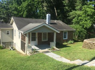 253 Azalea Ave, Brevard, NC 28712