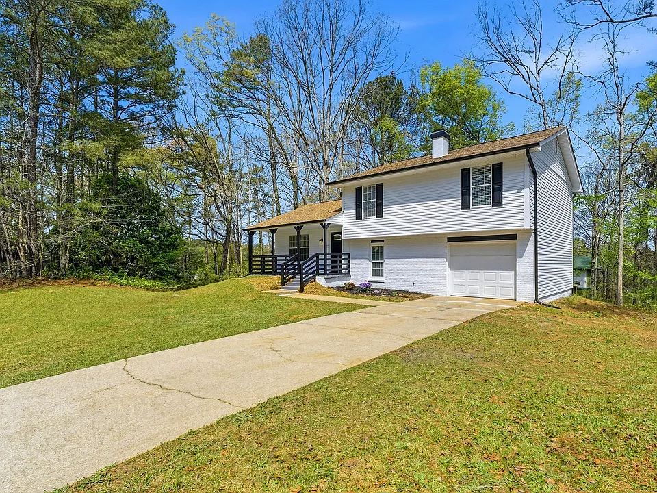Rock Hollow Dr