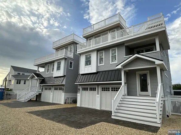 1062 Long Beach Blvd, Brant Beach, NJ 08008