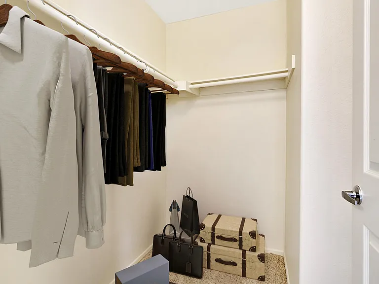 Walk In Closet