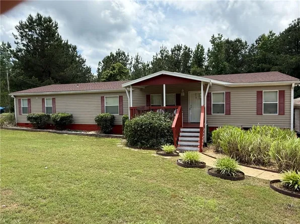 47 Ridge Rd, Seale, AL 36875
