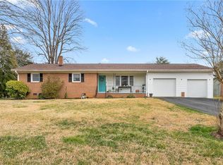 943 Maurine Dr, Asheboro, NC 27205