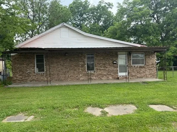 217 NW 3rd St, England, AR 72046