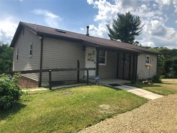 2114 Evanstown Rd, Herminie, PA 15637