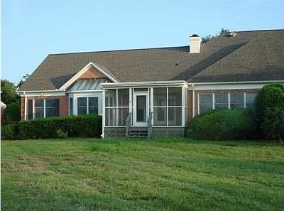 2nd image of 1122 Constitution Dr