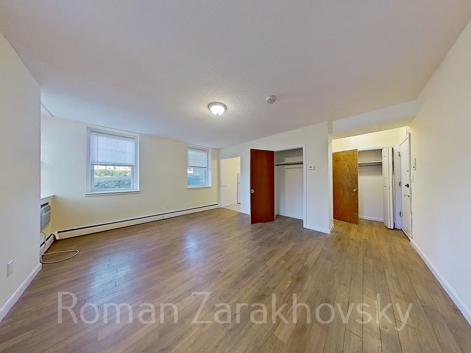 Studio, 350 sqft, $1,895 — Photo 2