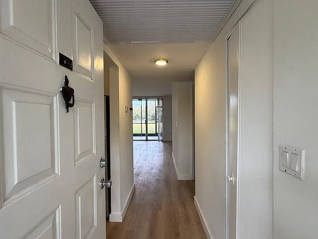 2900 NW 42nd Ave #A104 — Photo 8