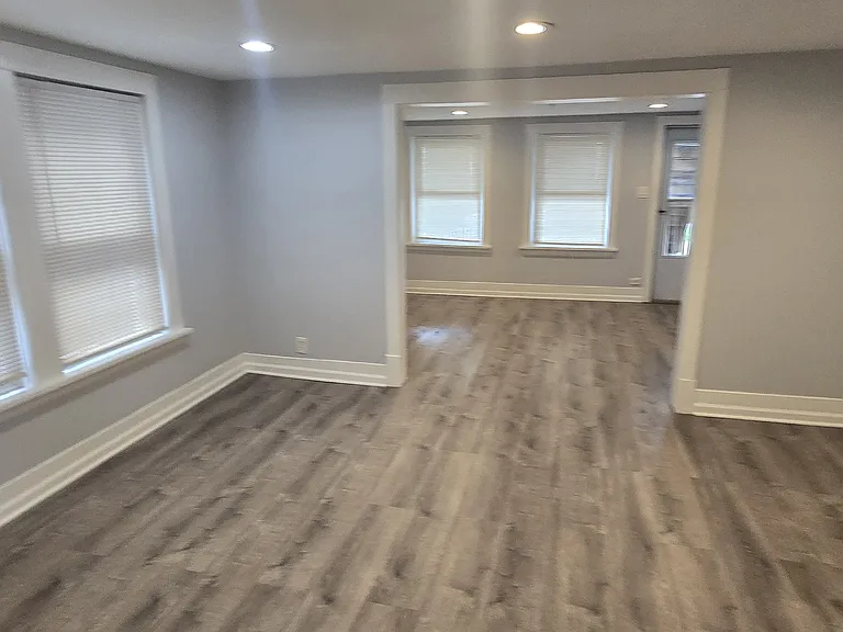 5143 N McVicker Ave #2 — Photo 2
