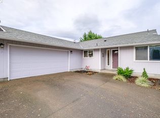 715 W Marquam St, Mount Angel, OR 97362