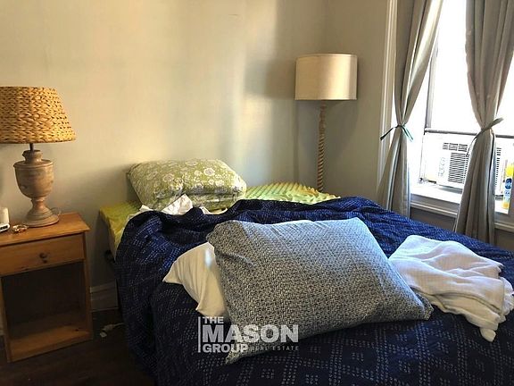 5th image of 66 W 109th St APT 28