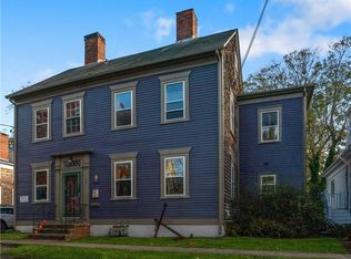 38 Byfield St, Bristol, RI 02809