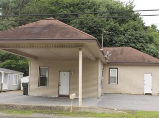 2 Maryland Ave, Windsor, PA 17366