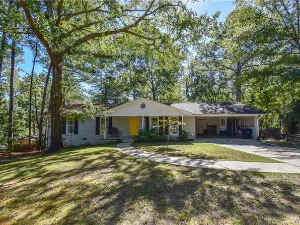 2511 Shoal Pl, Northport, AL 35473