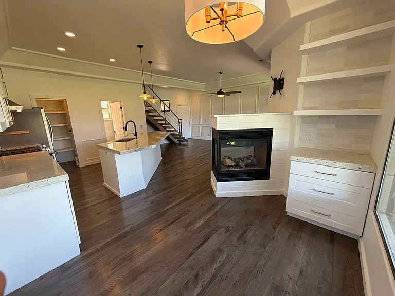 340 N Country Ln #24 — Photo 7