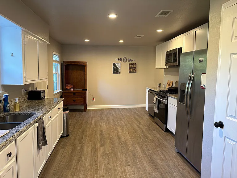 834 Nash St — Photo 14