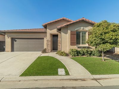 2448 S Via Certosa Dr, Fresno, CA, 93727