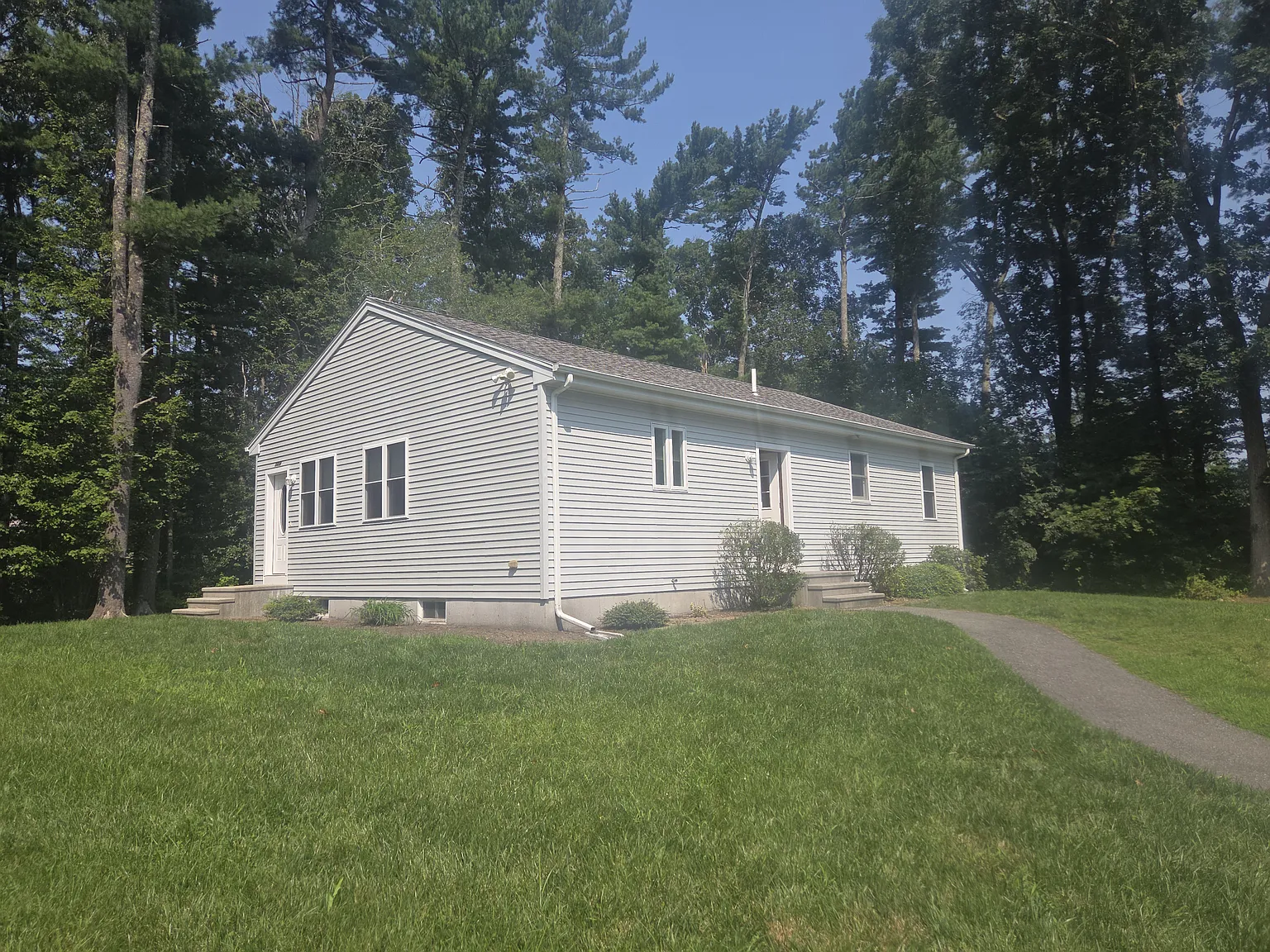 3 bed, 1200 sqft, $2,800 — Photo 1