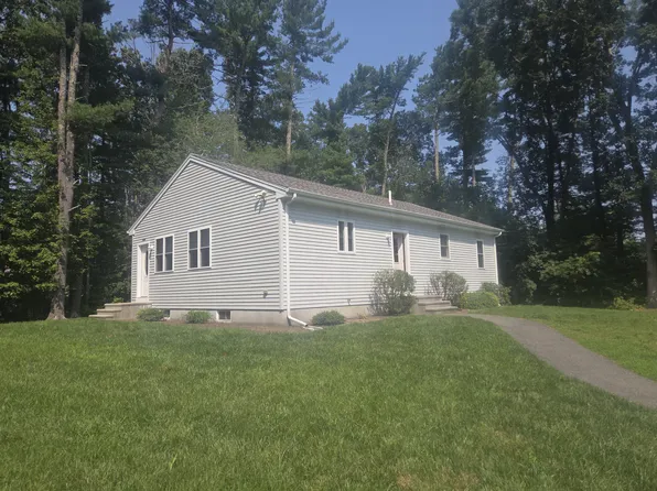 840 Middle Rd #1, Acushnet, MA 02743