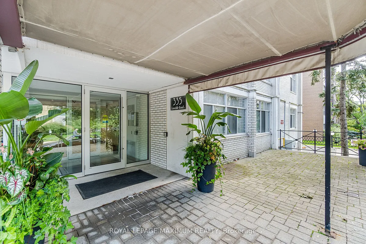 Building Photo - 335 Lonsdale Rd #407