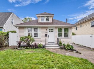 3327 Parkway Dr, Baldwin, NY 11510