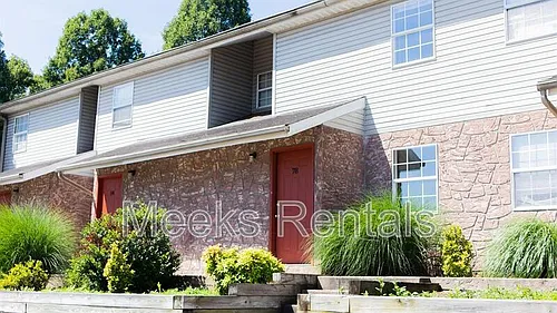 101 Boncarbo Ln #101 Photo 1